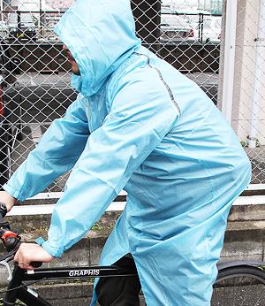 户外用品户外产品 06002189 雨衣雨 kappa 卡帕夹克自行车驱蚊水影响